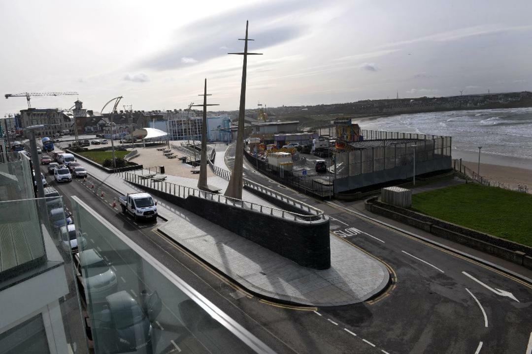Apartment 10, SOUTH PIER, 13-14 Kerr Street, Portrush Exterior foto