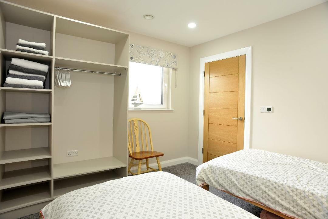 Apartment 10, SOUTH PIER, 13-14 Kerr Street, Portrush Exterior foto